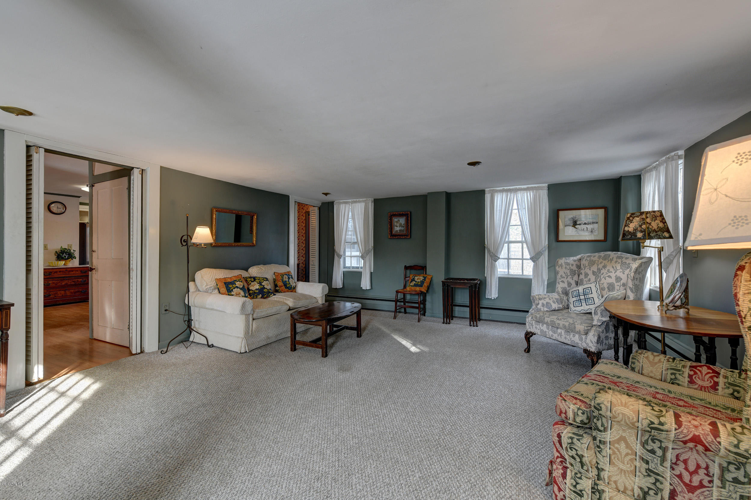 17 South Mountain Road Pittsfield, MA 01201 - Photo 22 of 57 Family Room