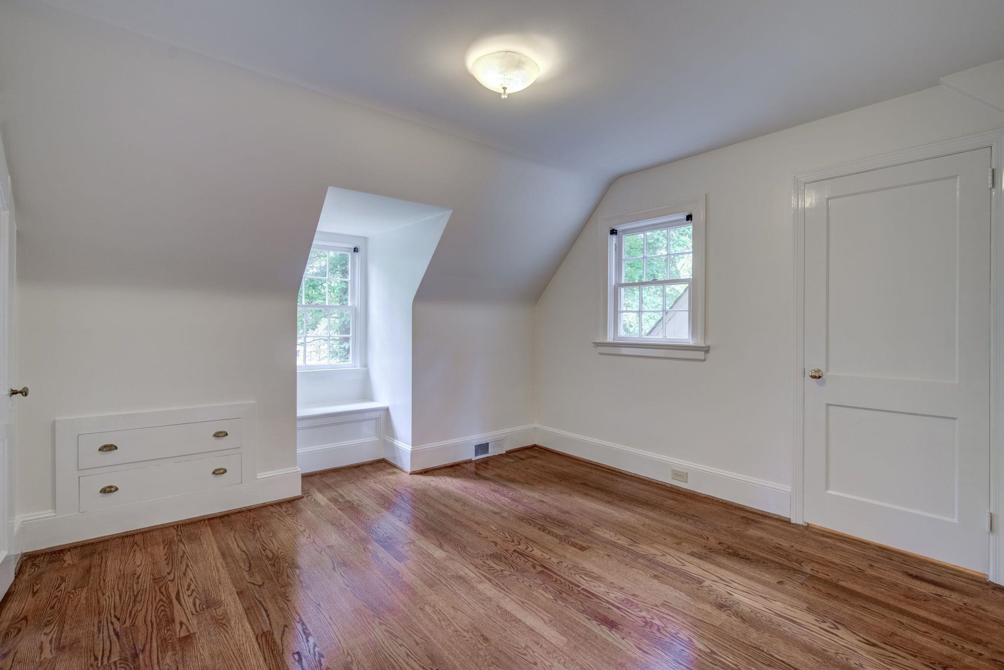 2601 London Drive Raleigh, NC 27608 - Photo 24 of 30 Bedroom 3 - Upstairs