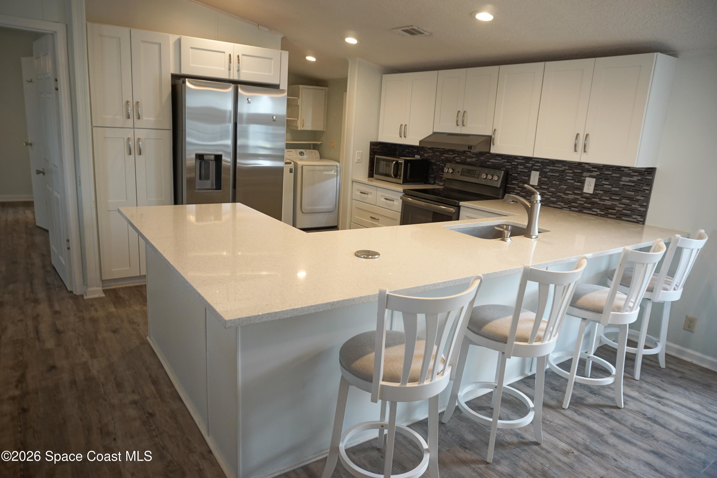 1819 Seagrape Street Northeast Palm Bay, FL 32905 - Photo 11 of 56 DSC01122