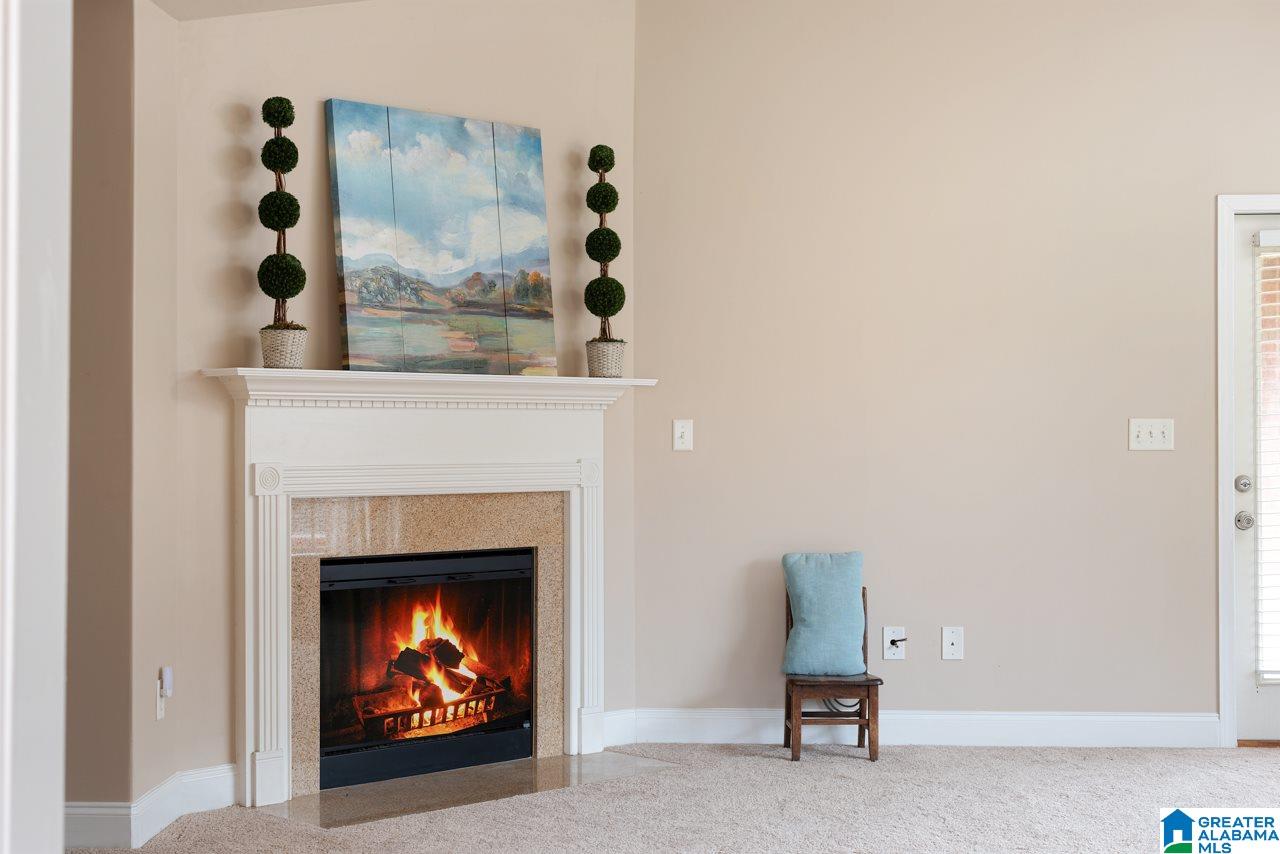 320 Stoney Trail Alabaster, AL 35114 - Photo 3 of 32