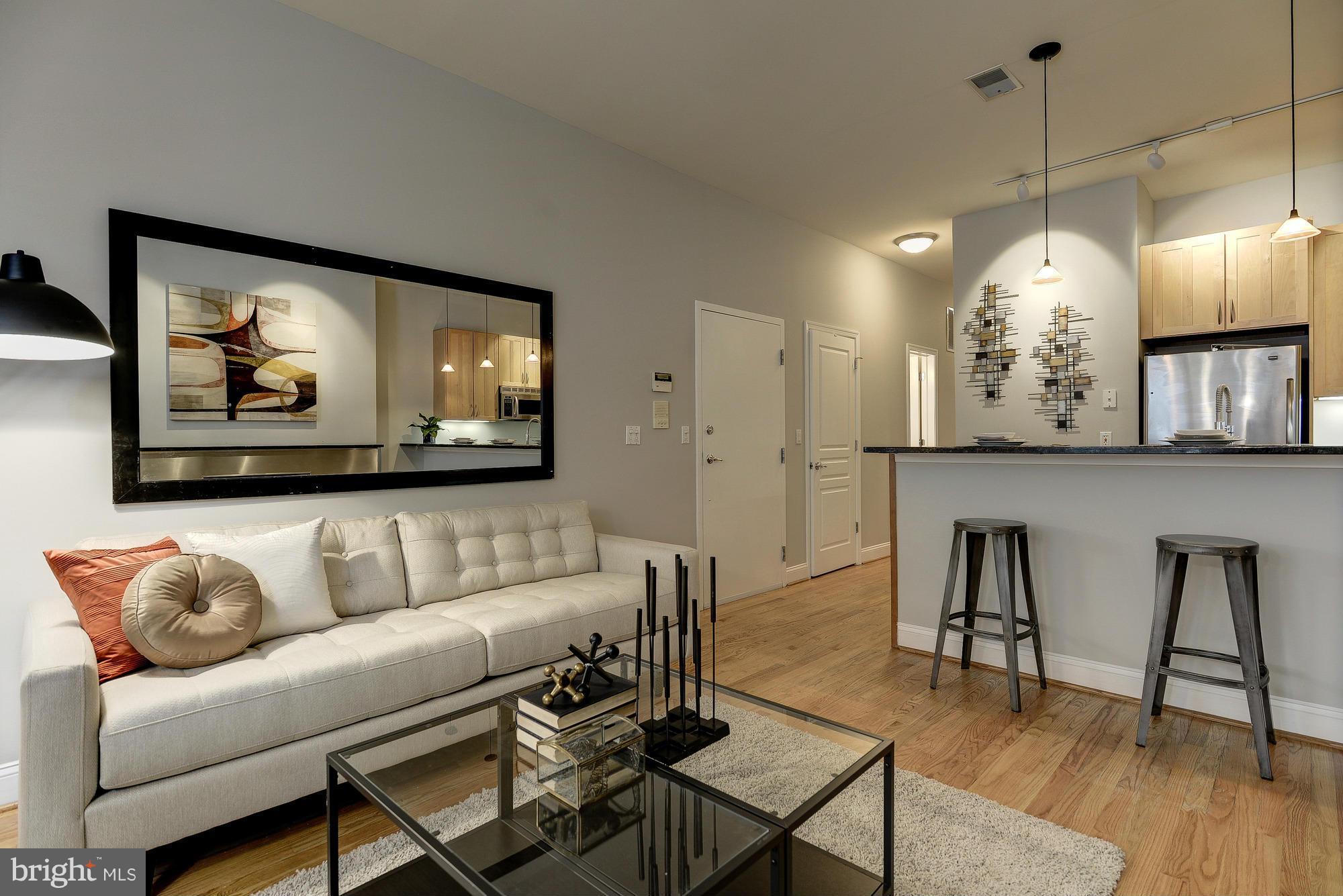 1407 15th Street Northwest, Unit 2 Washington, DC 20005 - Photo 8 of 27 Interior (General)