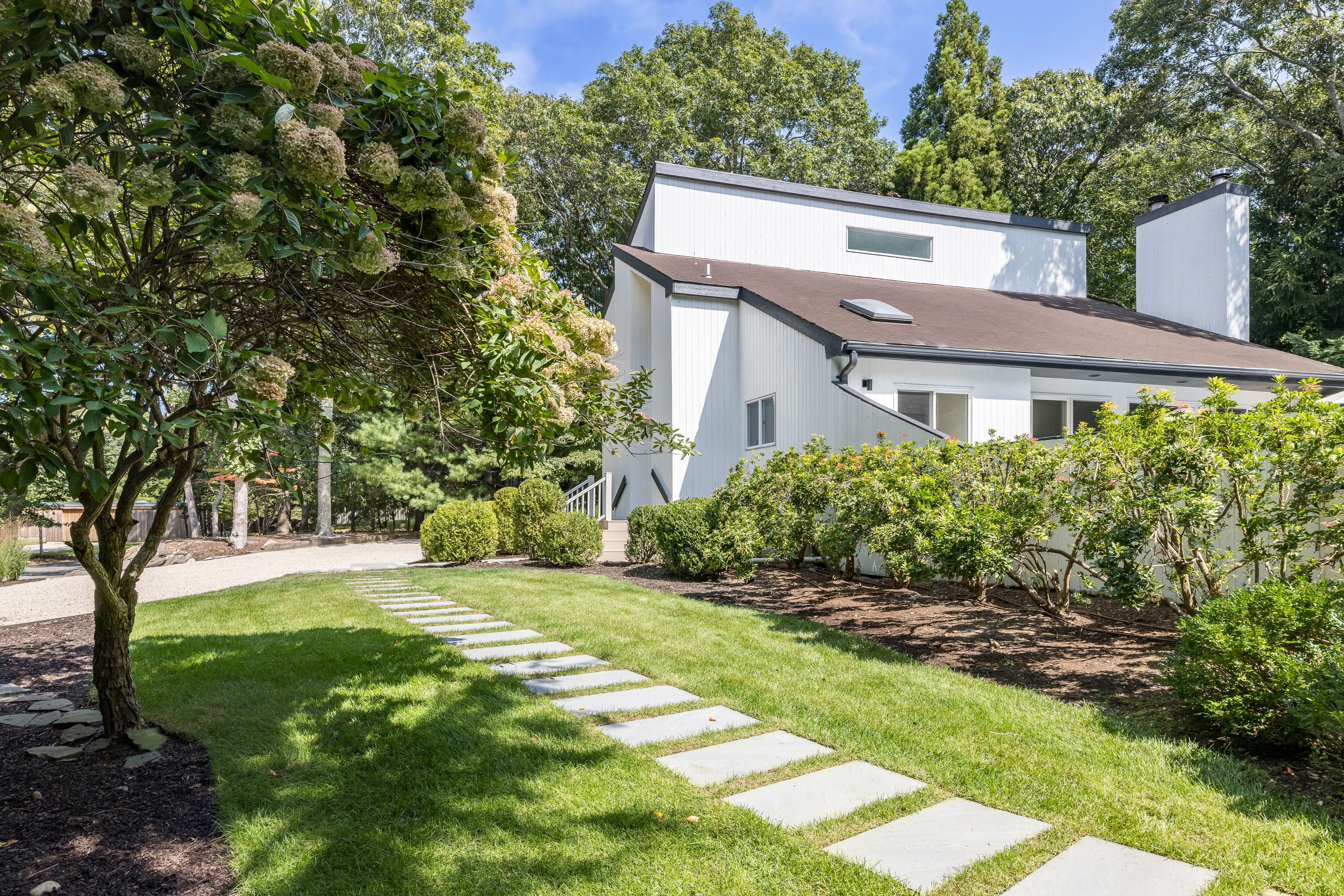 15 Fox Hunt Lane Amagansett, NY 11930 - Photo 4 of 28