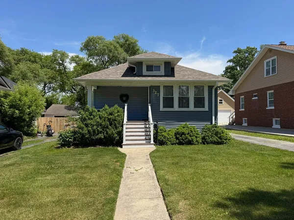 $2,400 | 327 South Michigan Avenue, Villa Park, IL 60181