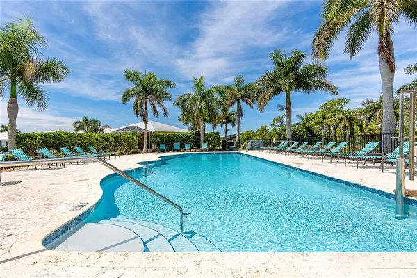 $695,000 | 10479 Coquina Court, Placida, FL 33946