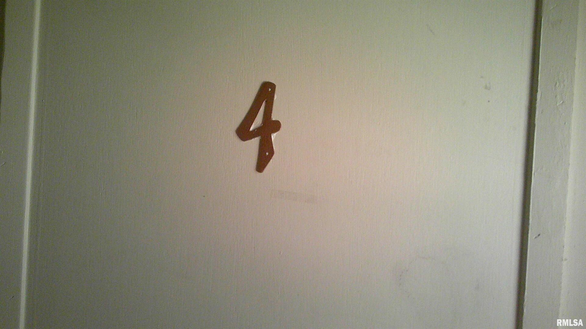 1701 25th Street, Unit 4 Rock Island, IL 61201 - Photo 2 of 21