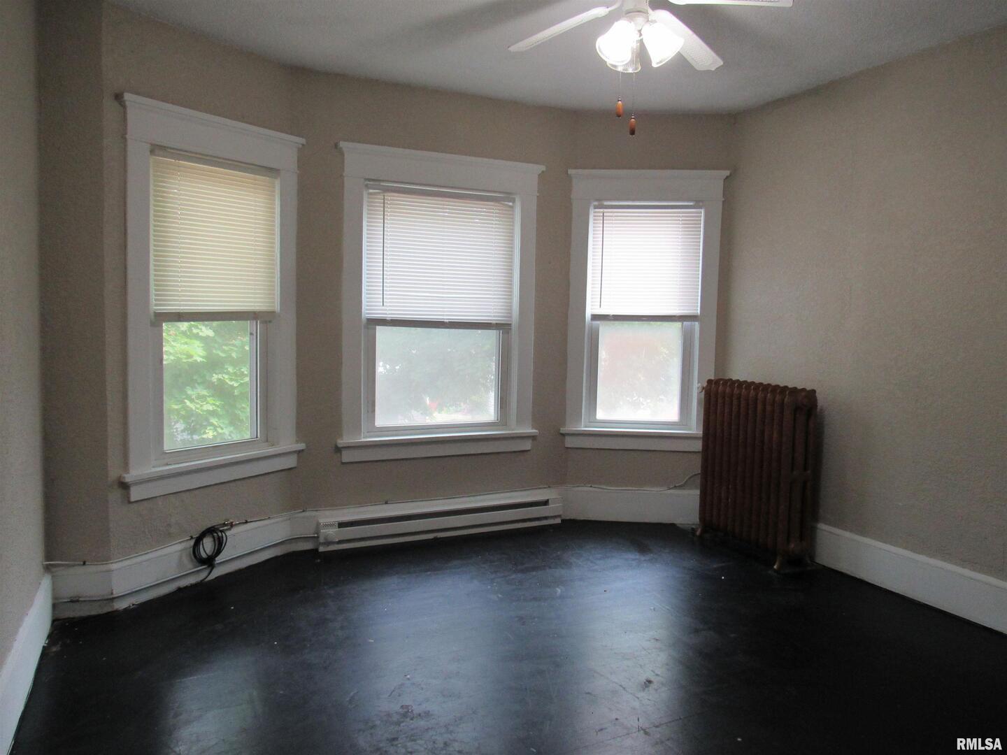 1701 25th Street, Unit 4 Rock Island, IL 61201 - Photo 5 of 21