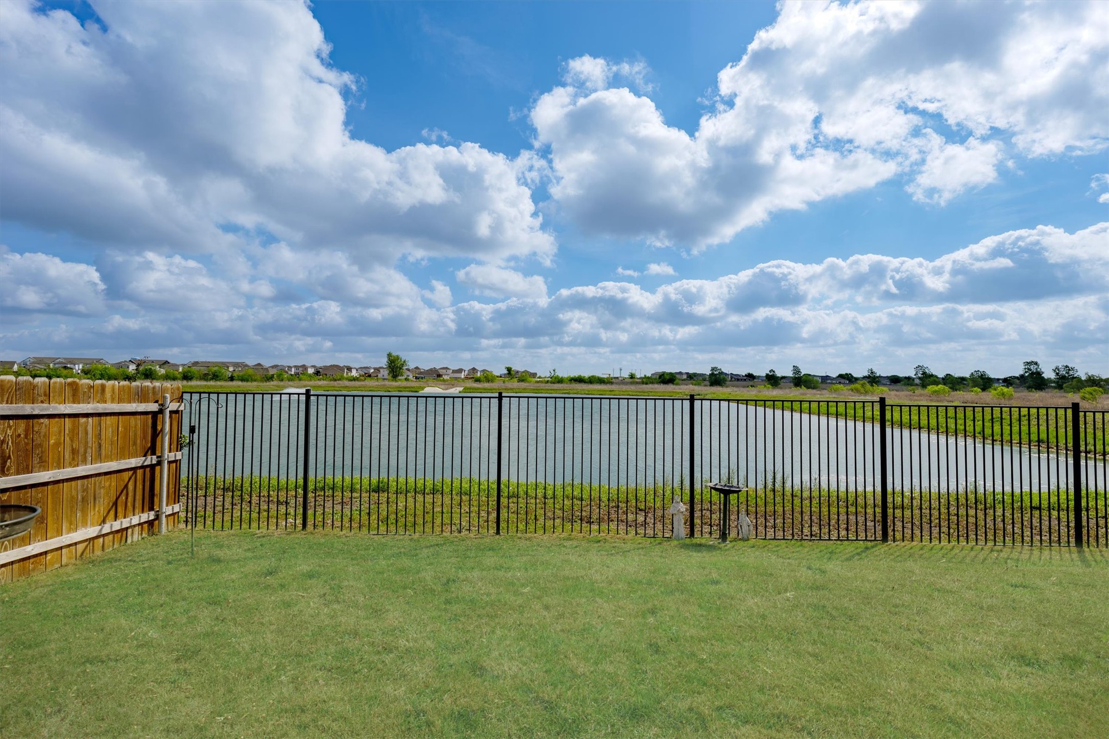 1000 Moose Road Hutto, TX 78634 - Photo 24 of 29 View of yard