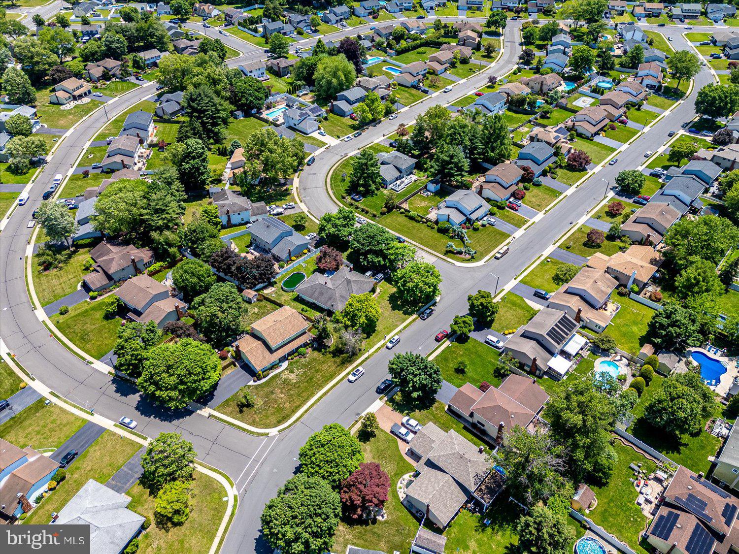 86 Albemarle Road Hamilton, NJ 08690 - Photo 43 of 49 Lush suburban landscape from above.