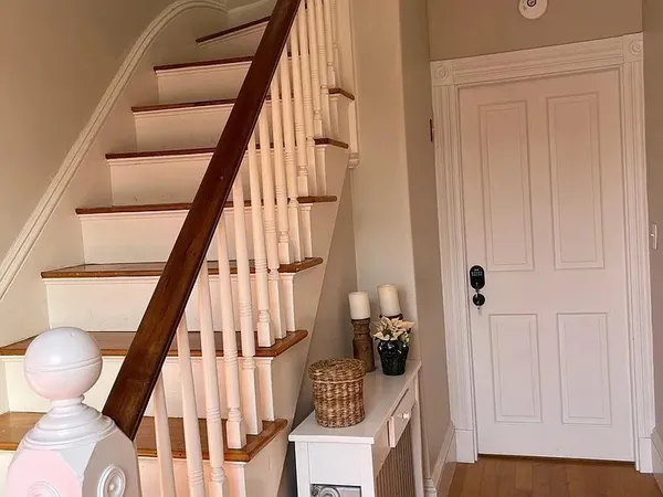 a view of an entryway