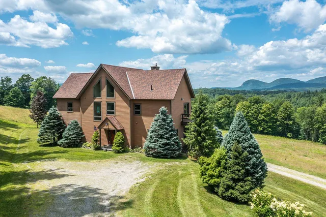 $1,050,000 | 3780 Danby Pawlet Road, Danby, VT 05761