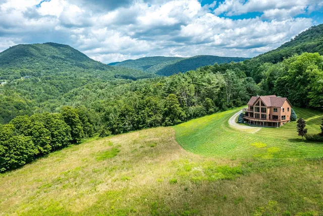$1,050,000 | 3780 Danby Pawlet Road, Danby, VT 05761