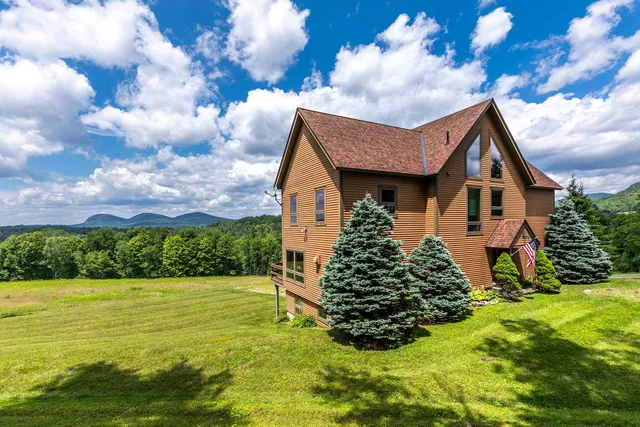 $1,050,000 | 3780 Danby Pawlet Road, Danby, VT 05761