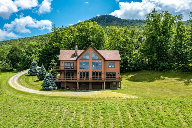 $1,050,000 | 3780 Danby Pawlet Road, Danby, VT 05761