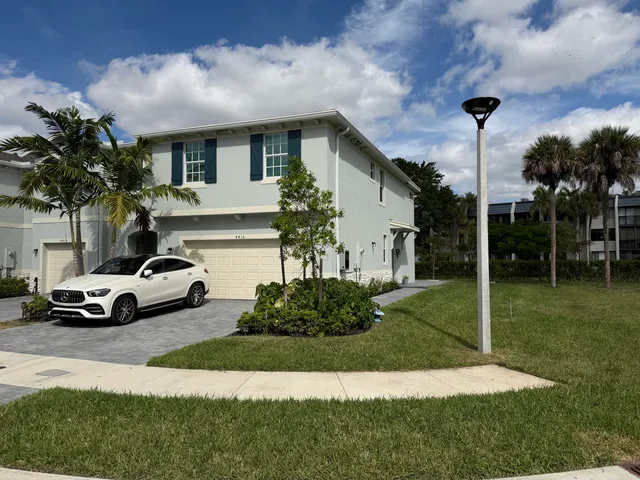$3,800 | 4416 Hammock Grove Drive, Lake Worth, FL 33467
