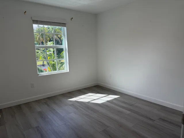 $3,800 | 4416 Hammock Grove Drive, Lake Worth, FL 33467