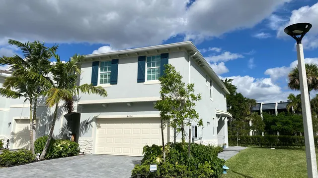 $3,600 | 4416 Hammock Grove Drive, Lake Worth, FL 33467