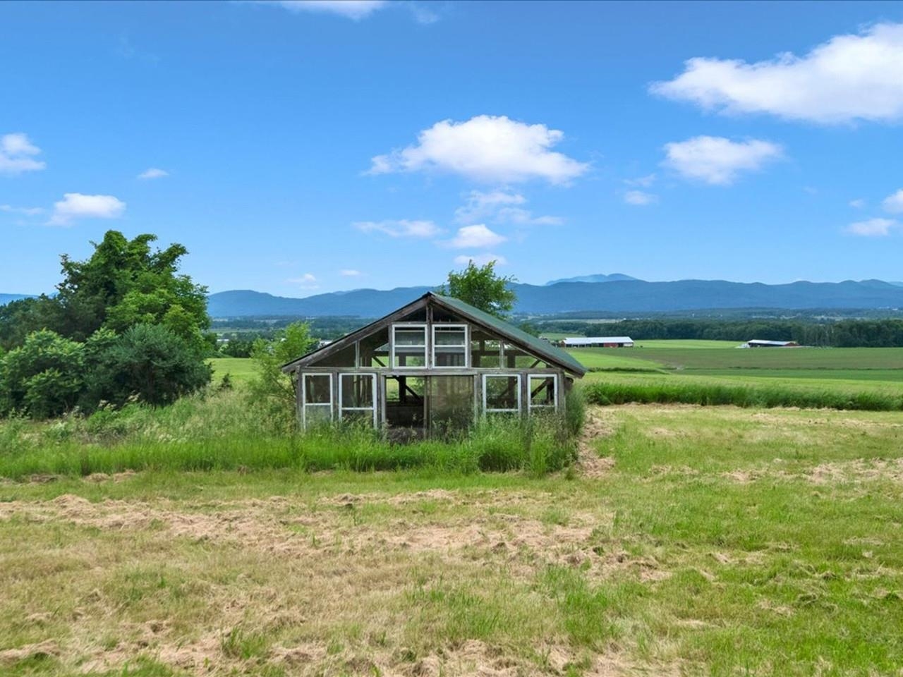 4732 Vt Route Addison, VT 05491 - Photo 3 of 19