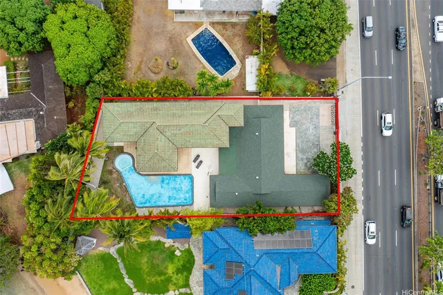$2,690,000 | 5783 Kalanianaʻole Highway, Honolulu, HI 96821