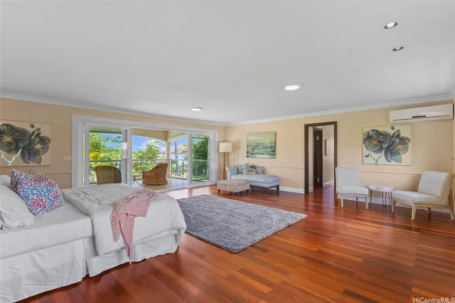 $2,690,000 | 5783 Kalanianaʻole Highway, Honolulu, HI 96821