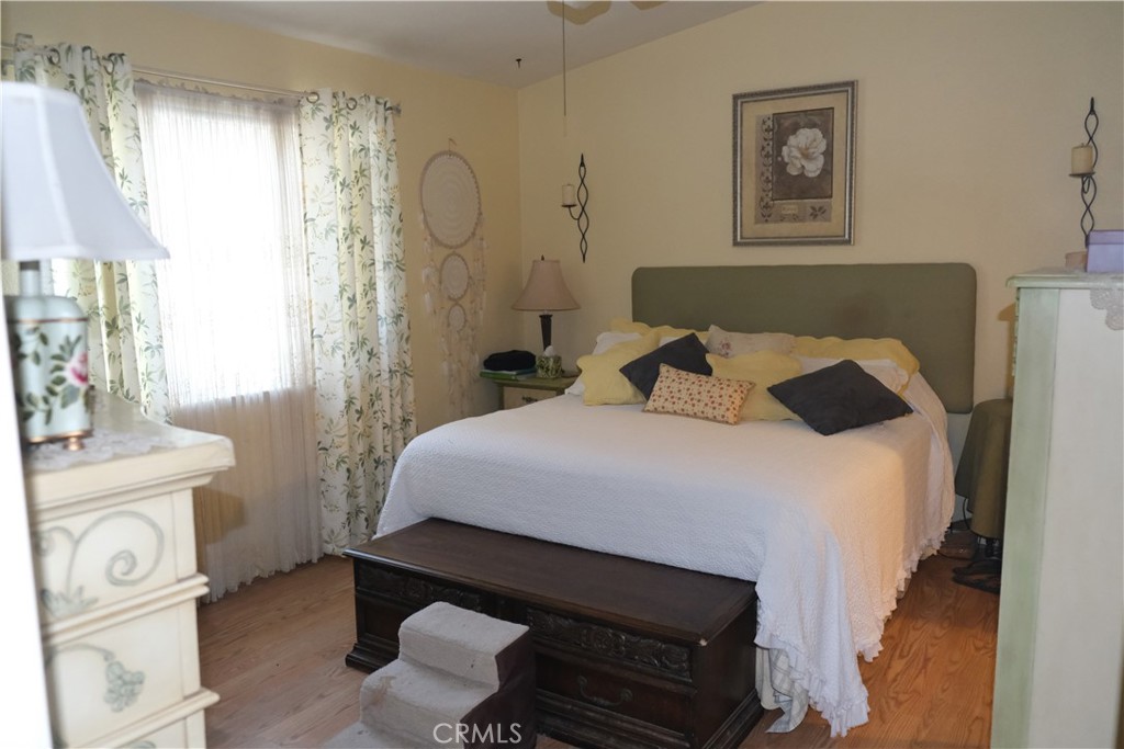 1550 Rory Simi Valley, Unit 204 Simi Valley, CA 93063 - Photo 8 of 42 Gallery Image 8
