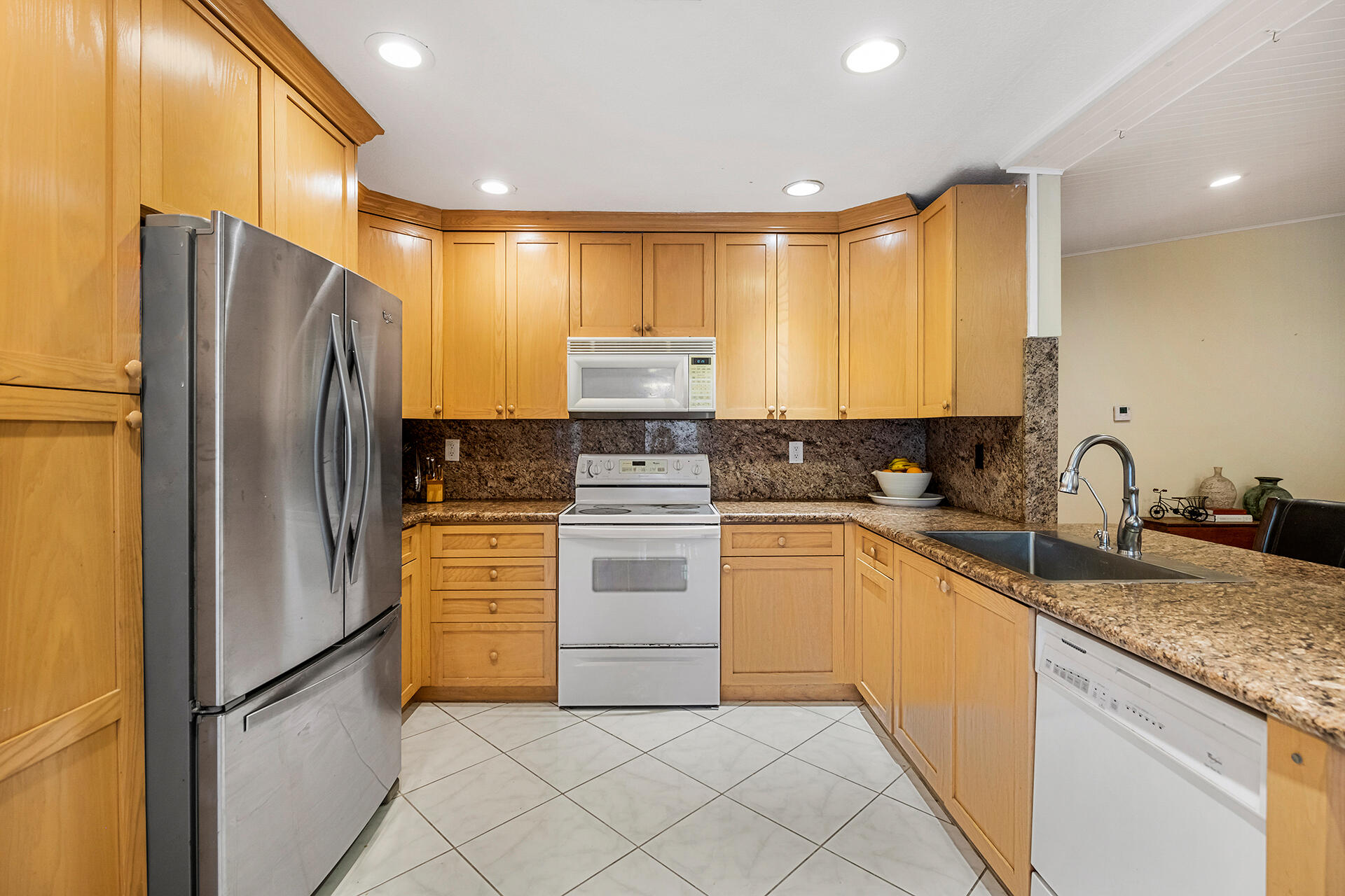 1498 West Royal Palm Road Boca Raton, FL 33486 - Photo 11 of 18 DSC_5204