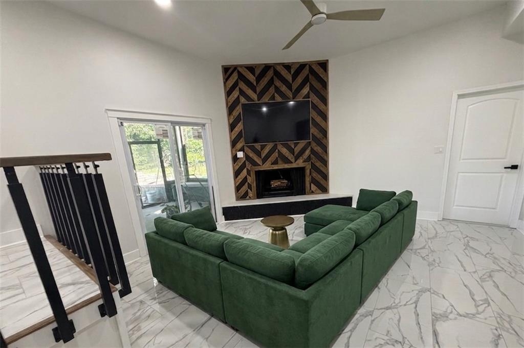 3763 Elkridge Drive Decatur, GA 30032 - Photo 15 of 20 a living room with furniture and a window
