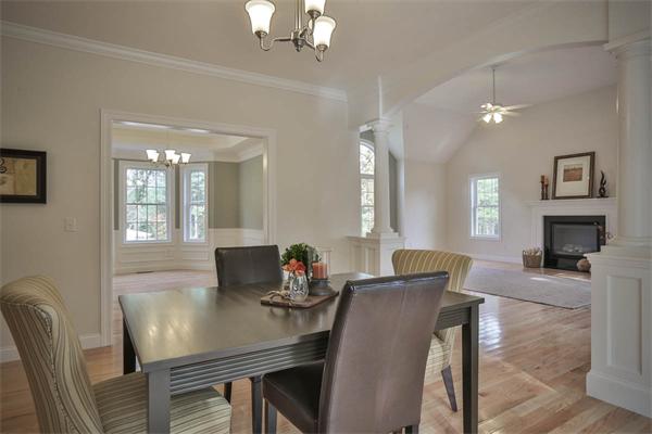 165 Greenwood Road Andover, MA 01810 - Photo 8 of 29 Gallery Image 8