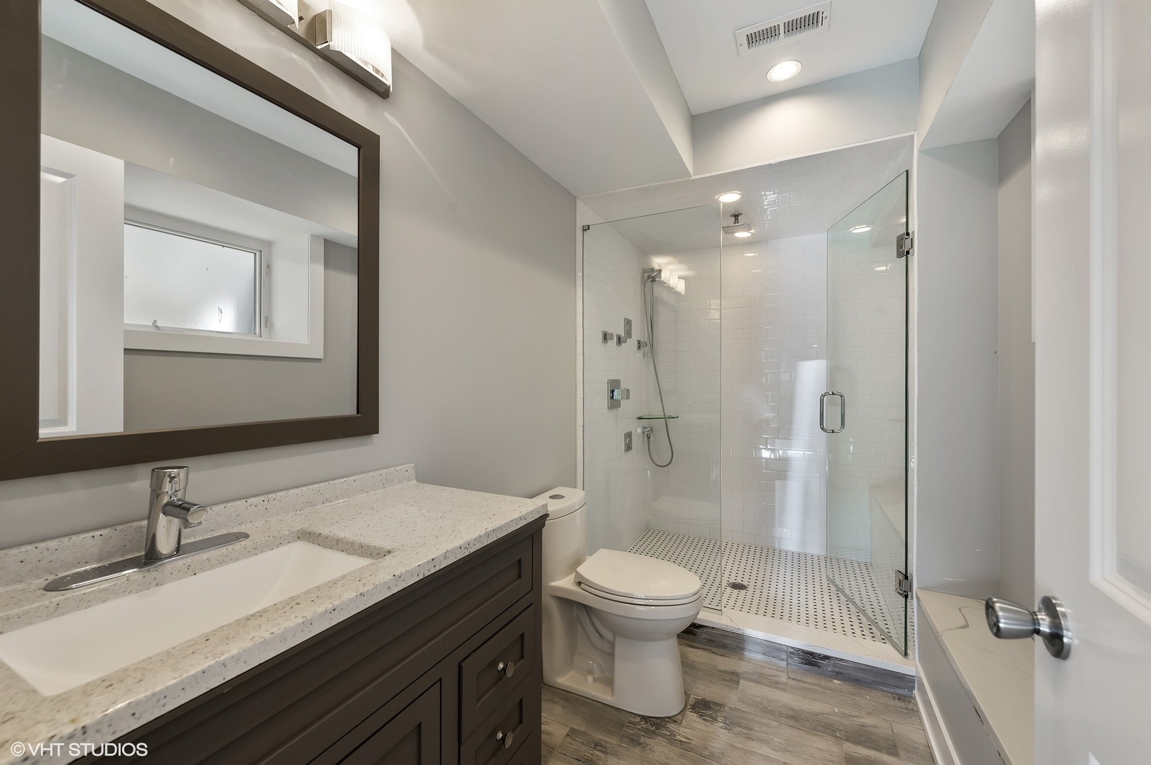 3750 North Racine Avenue, Unit 2 Chicago, IL 60613 - Photo 2 of 2 Gallery Image 2
