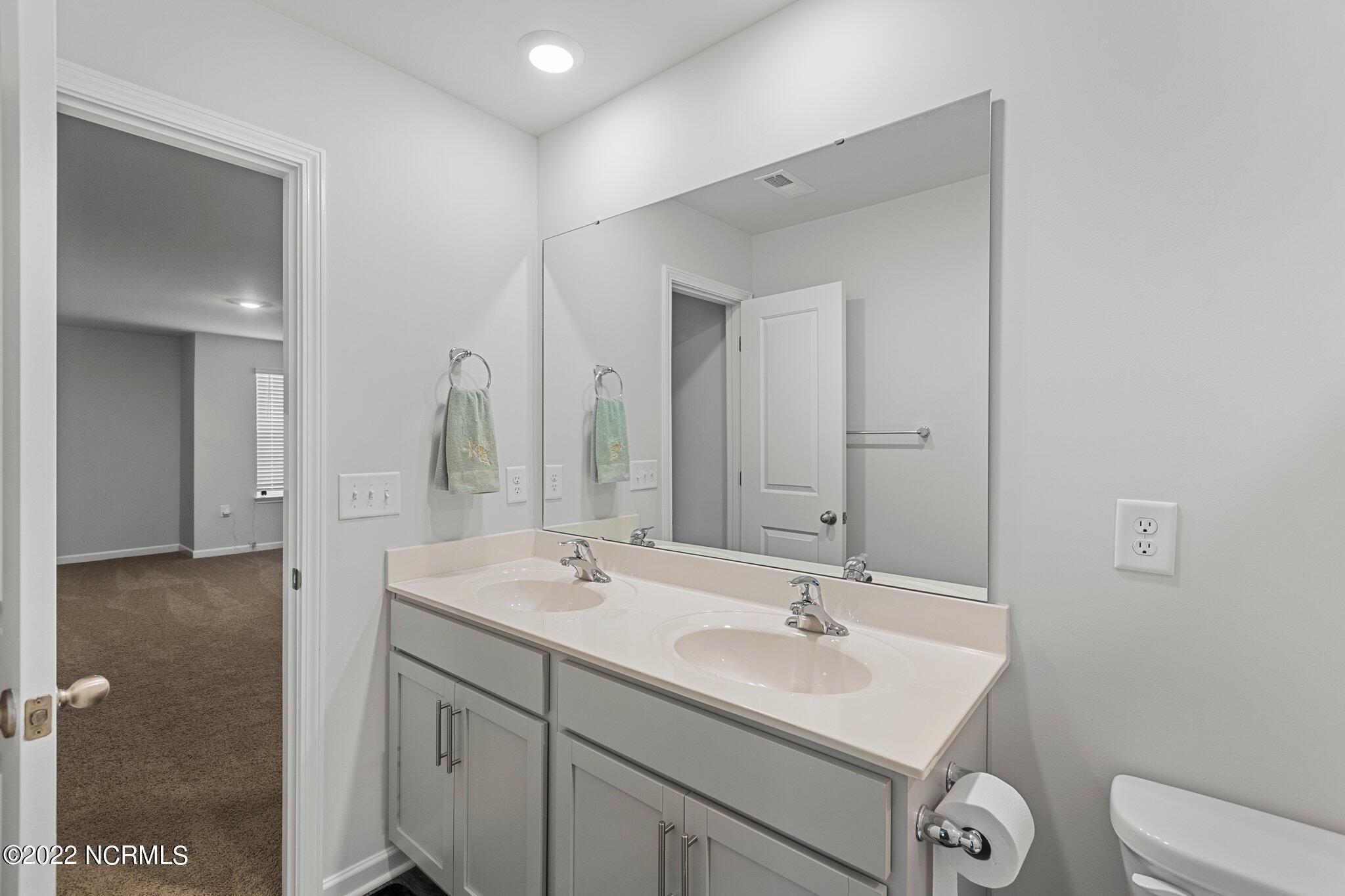 204 Gracie Farms Road New Bern, NC 28560 - Photo 34 of 43 47-web-or-mls-2I3A0087