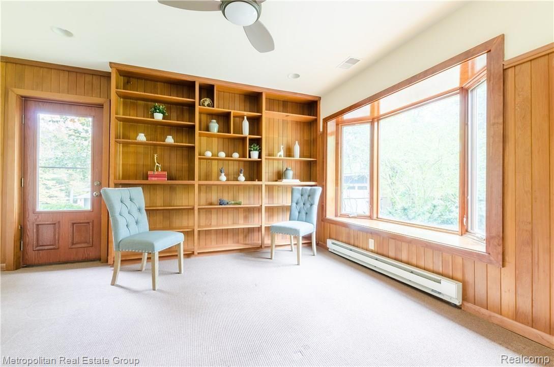 3060 Newcastle Road Ann Arbor, MI 48104 - Photo 20 of 41 Lower level office with built in desk