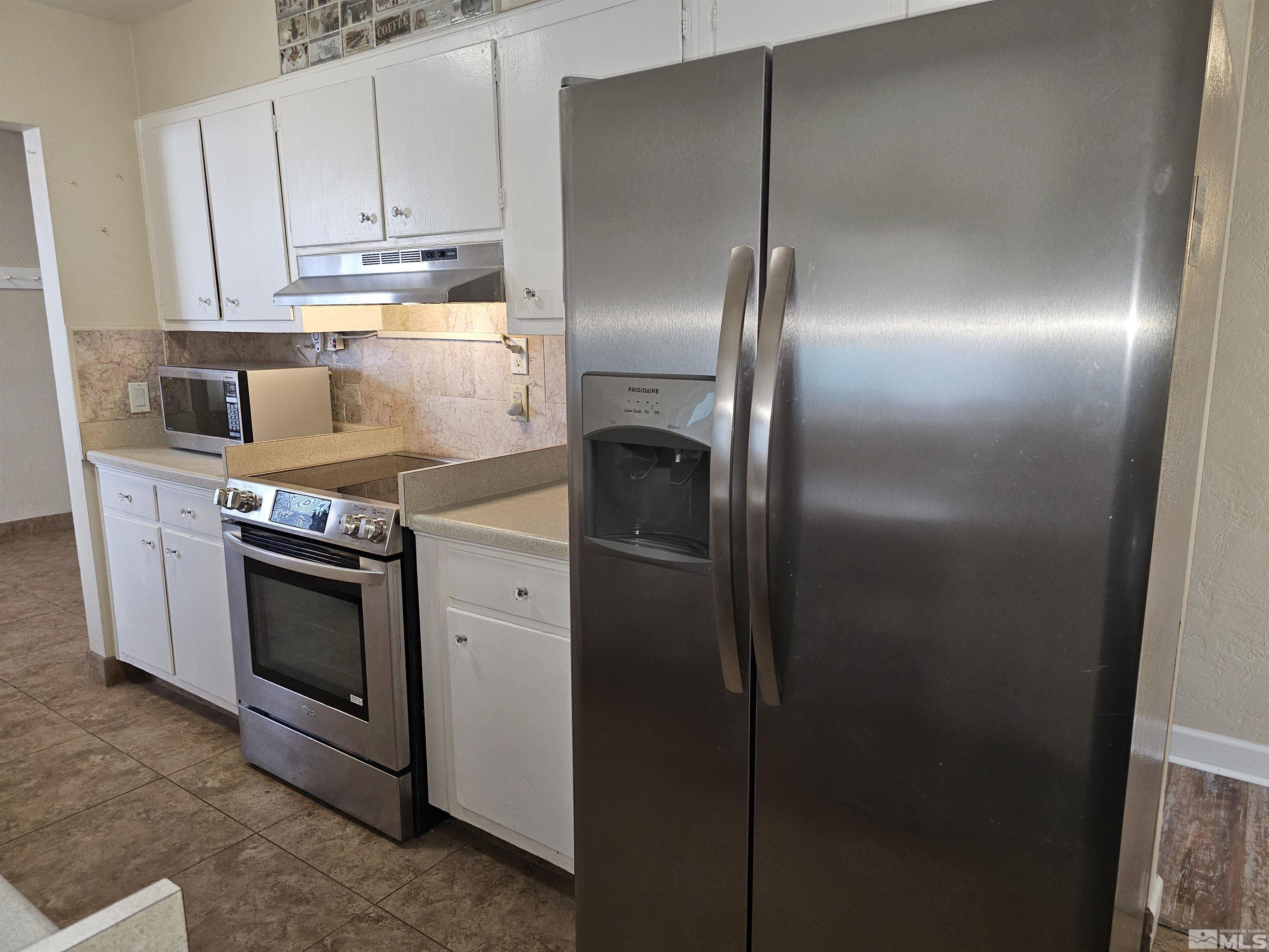 12183 Andes Street Reno, NV 89506 - Photo 9 of 37 Photo 9