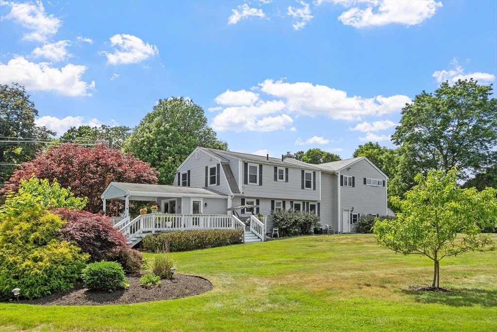 37 Newtown Road Acton, MA 01720 - Photo 2 of 37 Gallery Image 2