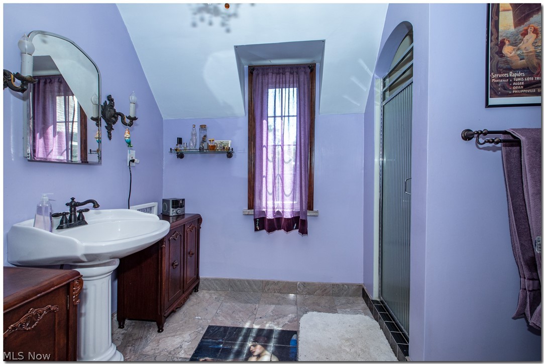 3365 Elsmere Road Cleveland, OH 44120 - Photo 17 of 35 Gallery Image 17