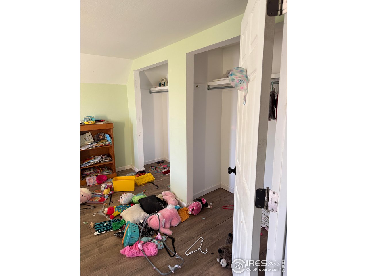 375 West 7th Street Akron, CO 80720 - Photo 32 of 50 a room with toys and wooden floor