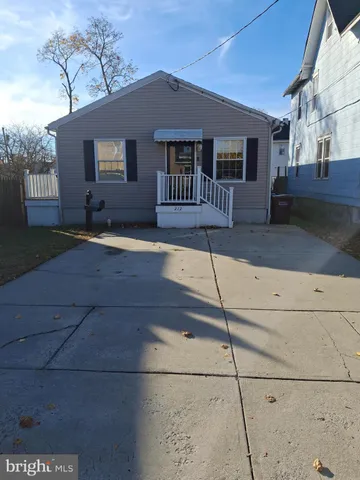 $229,900 | 212 Carroll Street, Riverside, NJ 08075