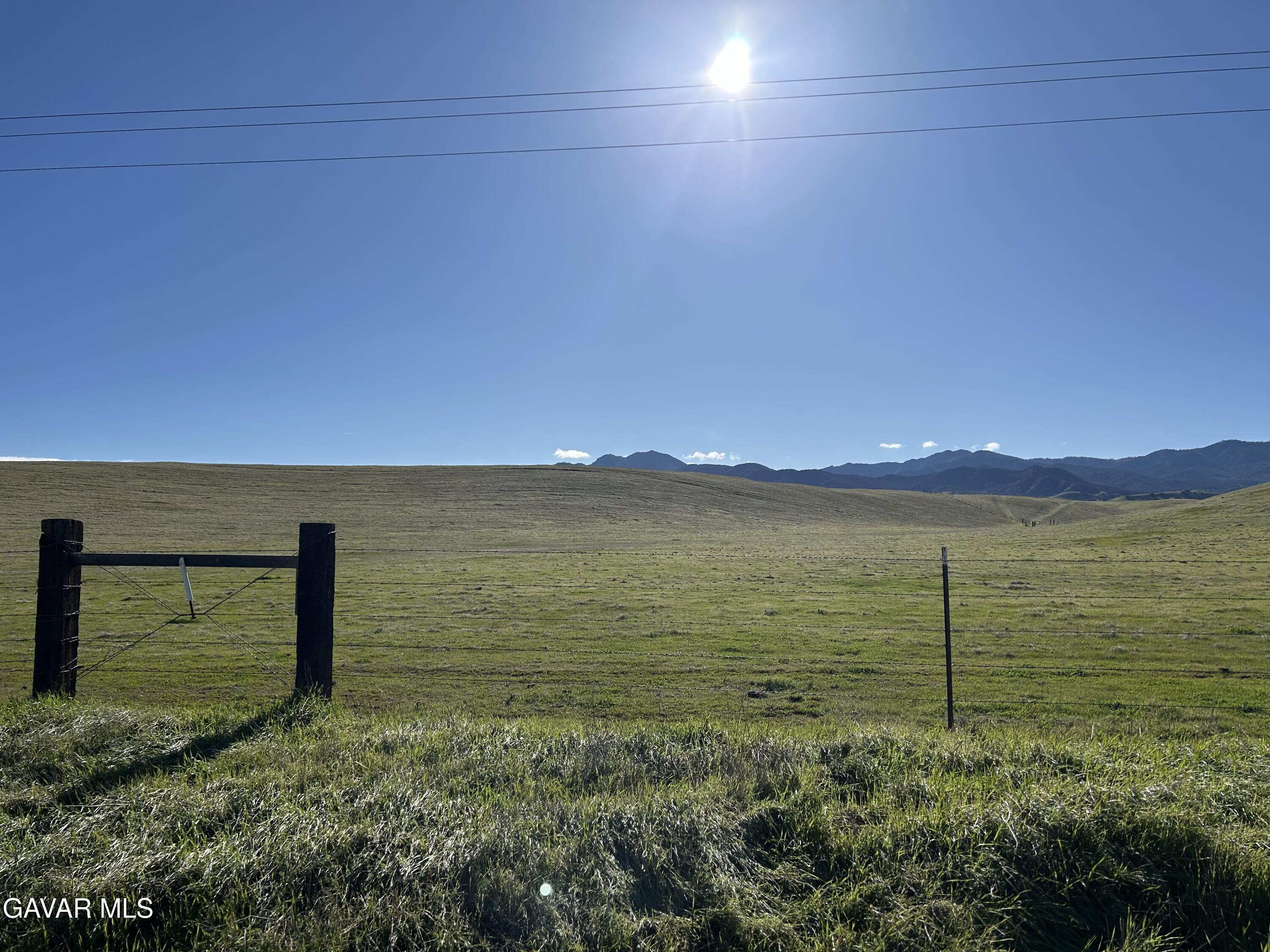 Viv Panoche Road Paicines, CA 95043 - Photo 16 of 35 a view of an ocean from a balcony