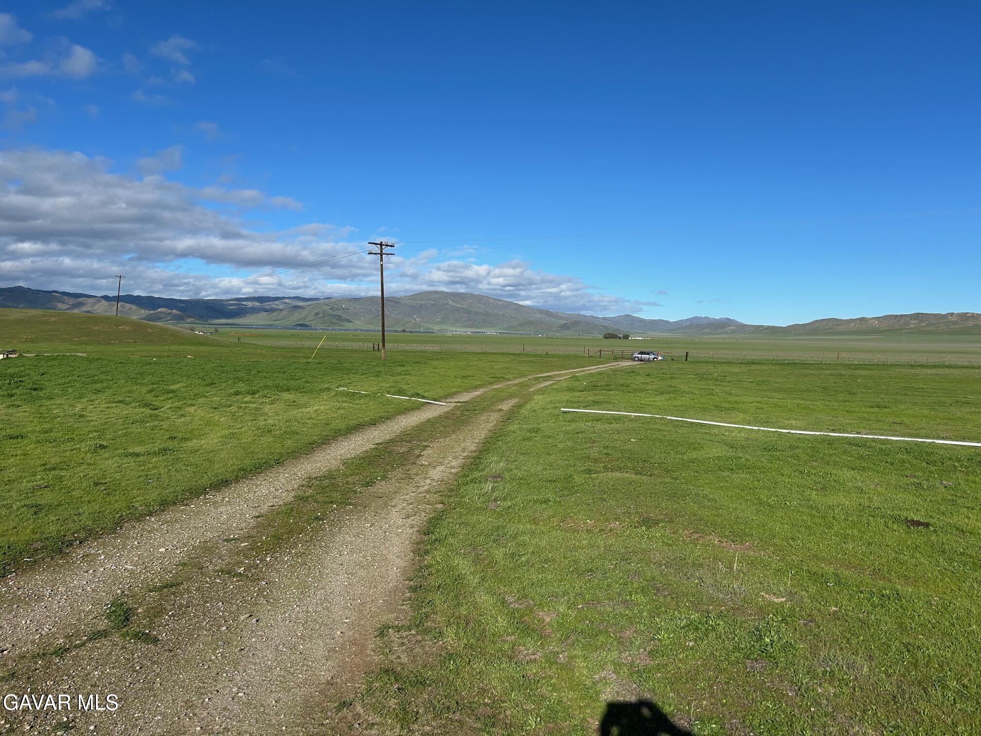 Viv Panoche Road Paicines, CA 95043 - Photo 35 of 35 a view of a field with an ocean