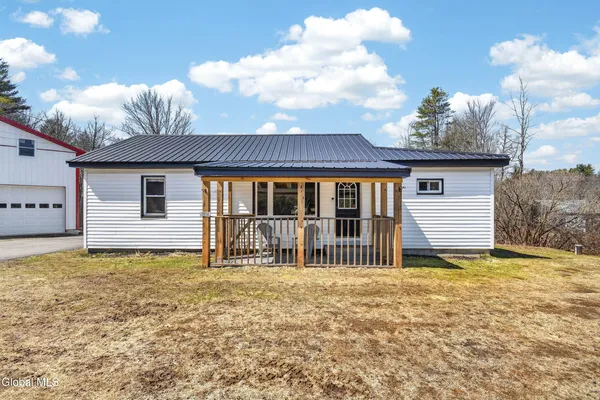 $285,000 | 1906 Highway 10, Caroga Lake, NY 12032