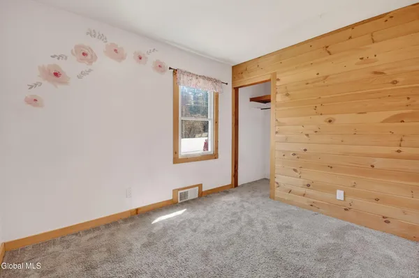 $285,000 | 1906 Highway 10, Caroga Lake, NY 12032