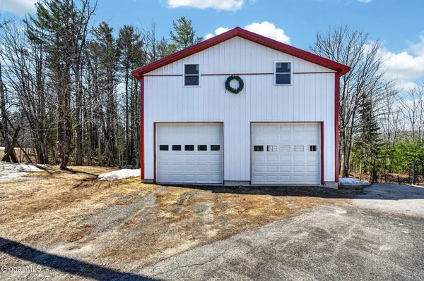 $285,000 | 1906 Highway 10, Caroga Lake, NY 12032
