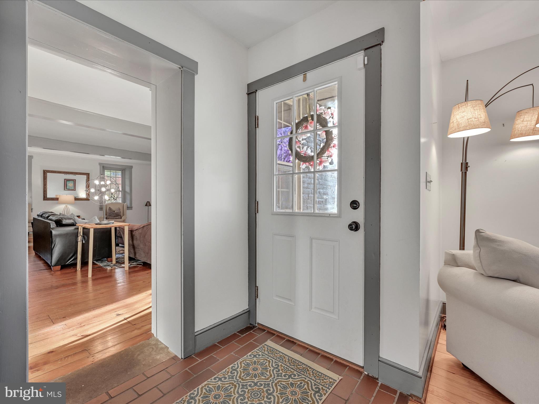 2657 Valley View Drive Lancaster, PA 17601 - Photo 13 of 56 Foyer