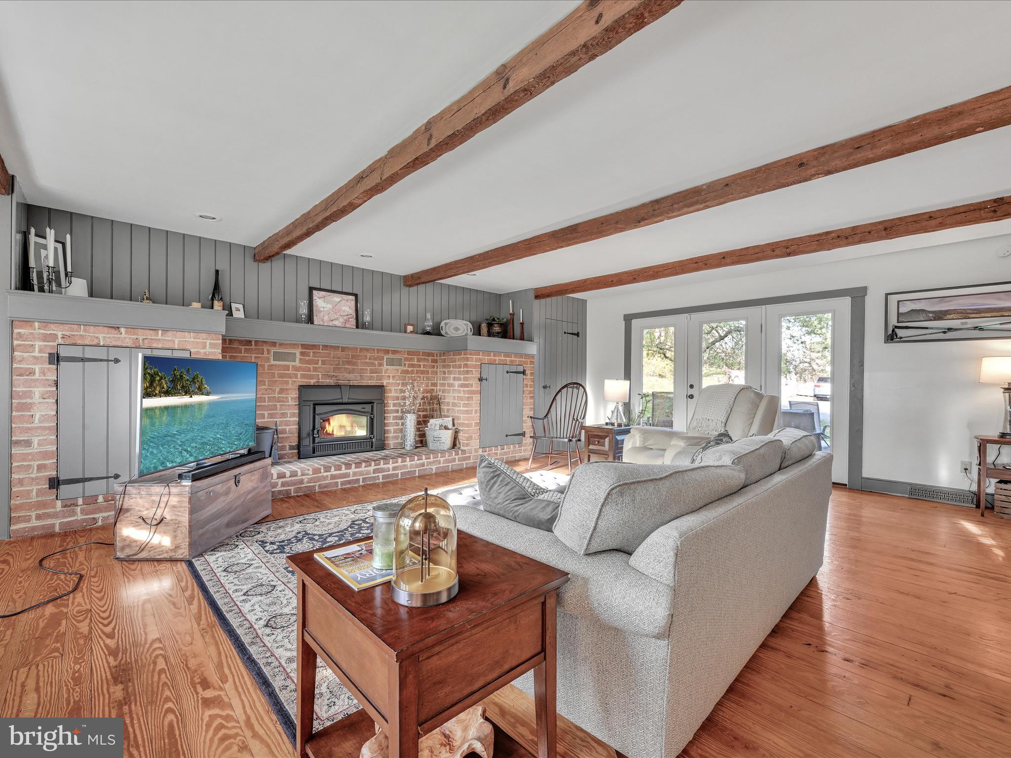 2657 Valley View Drive Lancaster, PA 17601 - Photo 14 of 56 Living Room