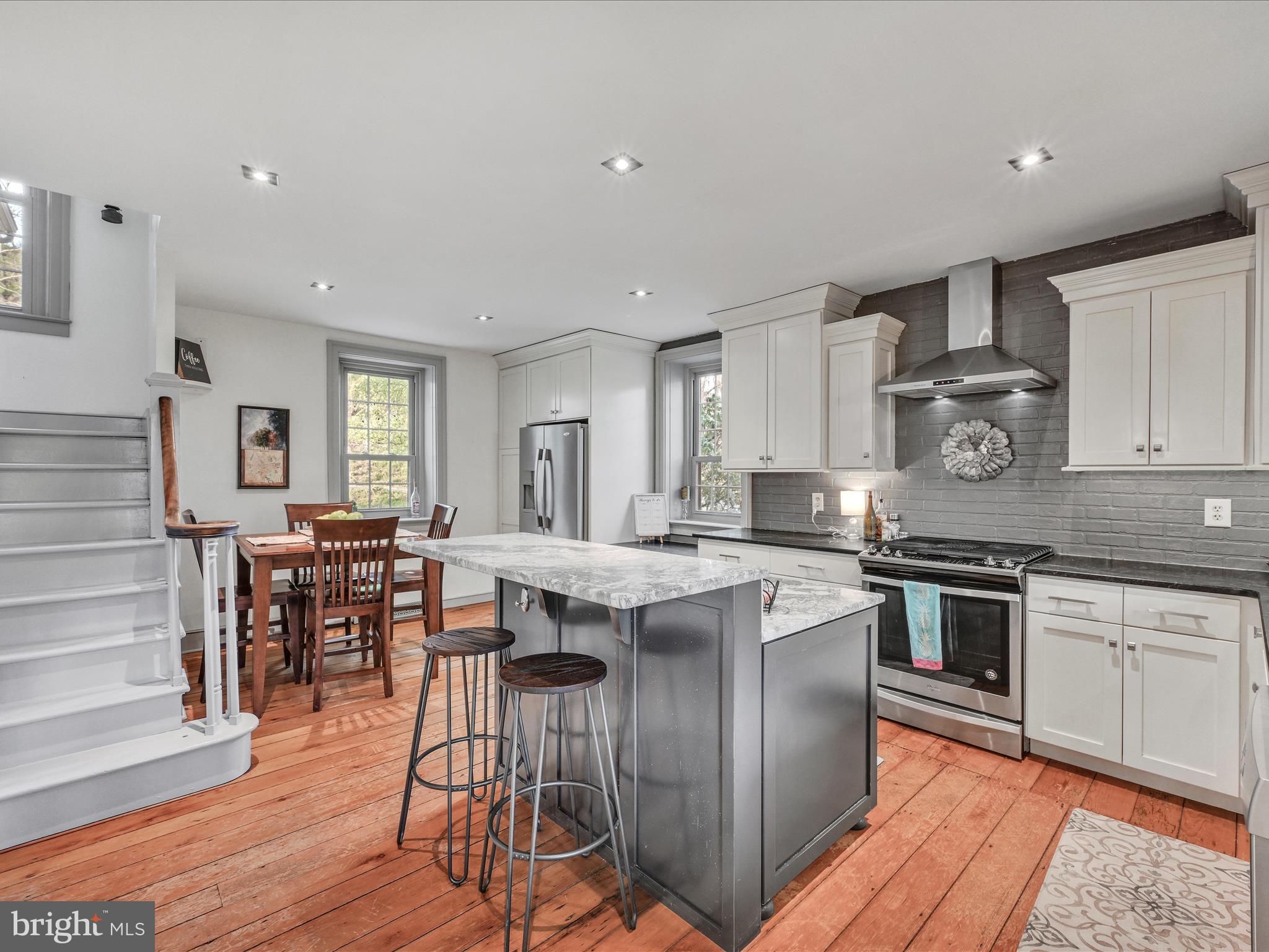 2657 Valley View Drive Lancaster, PA 17601 - Photo 19 of 56 Kitchen