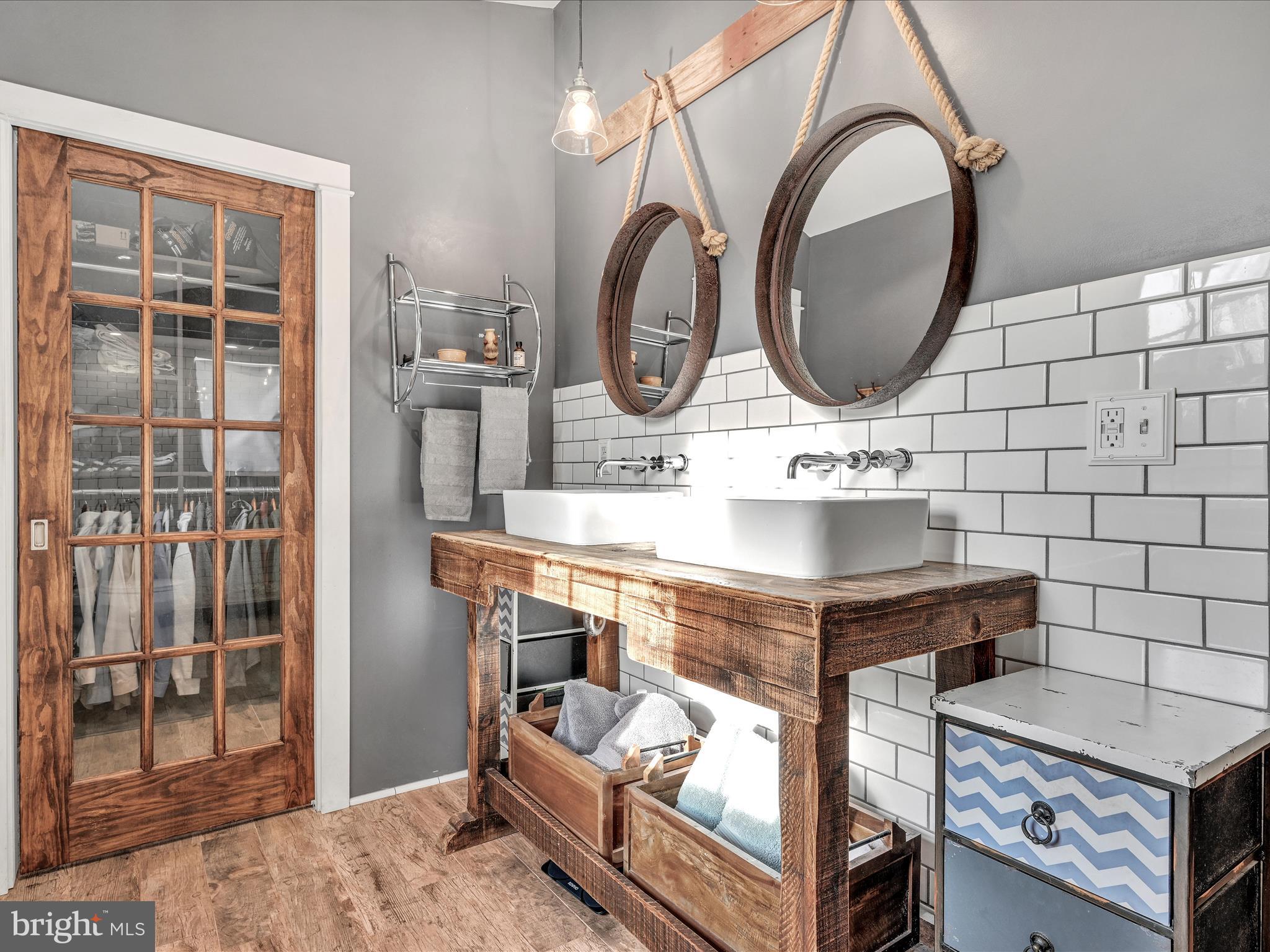 2657 Valley View Drive Lancaster, PA 17601 - Photo 35 of 56 Main Bath