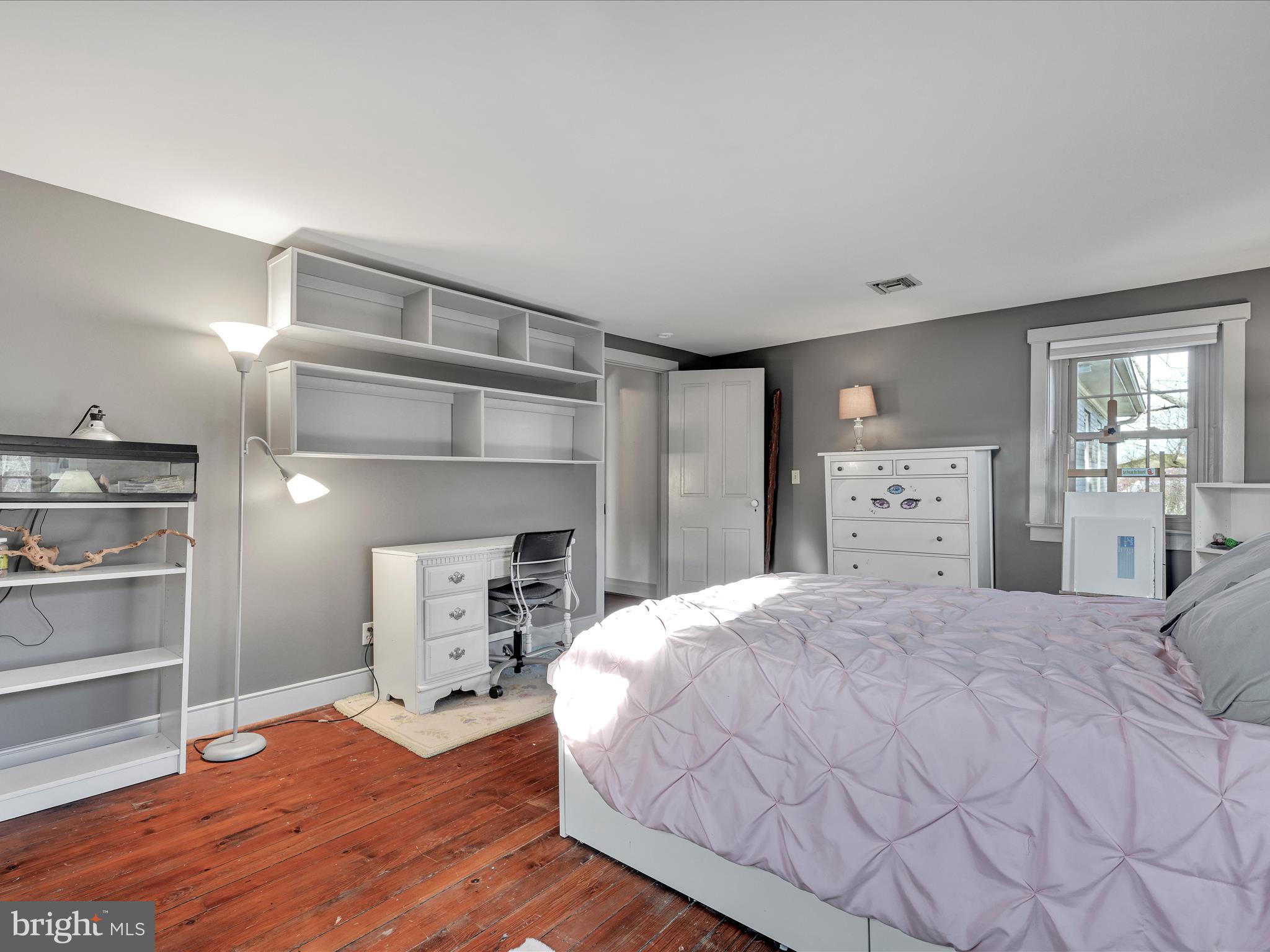 2657 Valley View Drive Lancaster, PA 17601 - Photo 37 of 56 Bedroom