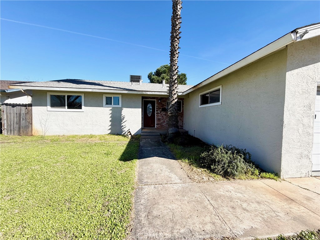 3018 Marie Court Merced, CA 95340 - Photo 3 of 31