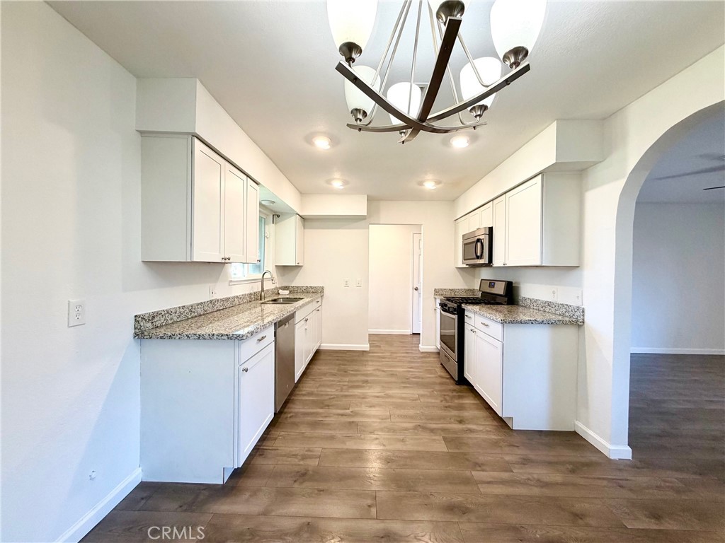 3018 Marie Court Merced, CA 95340 - Photo 10 of 31