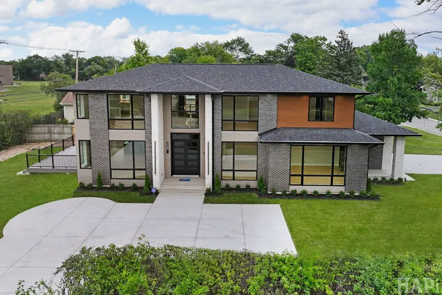 $1,599,000 | 2700 Fontana Drive, Glenview, IL 60025