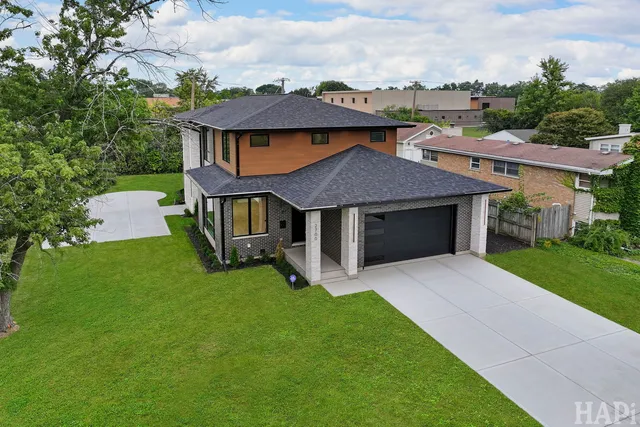 $1,599,000 | 2700 Fontana Drive, Glenview, IL 60025