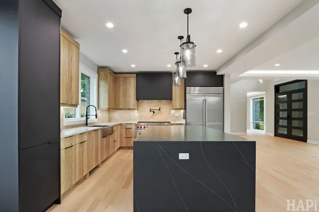 $1,599,000 | 2700 Fontana Drive, Glenview, IL 60025